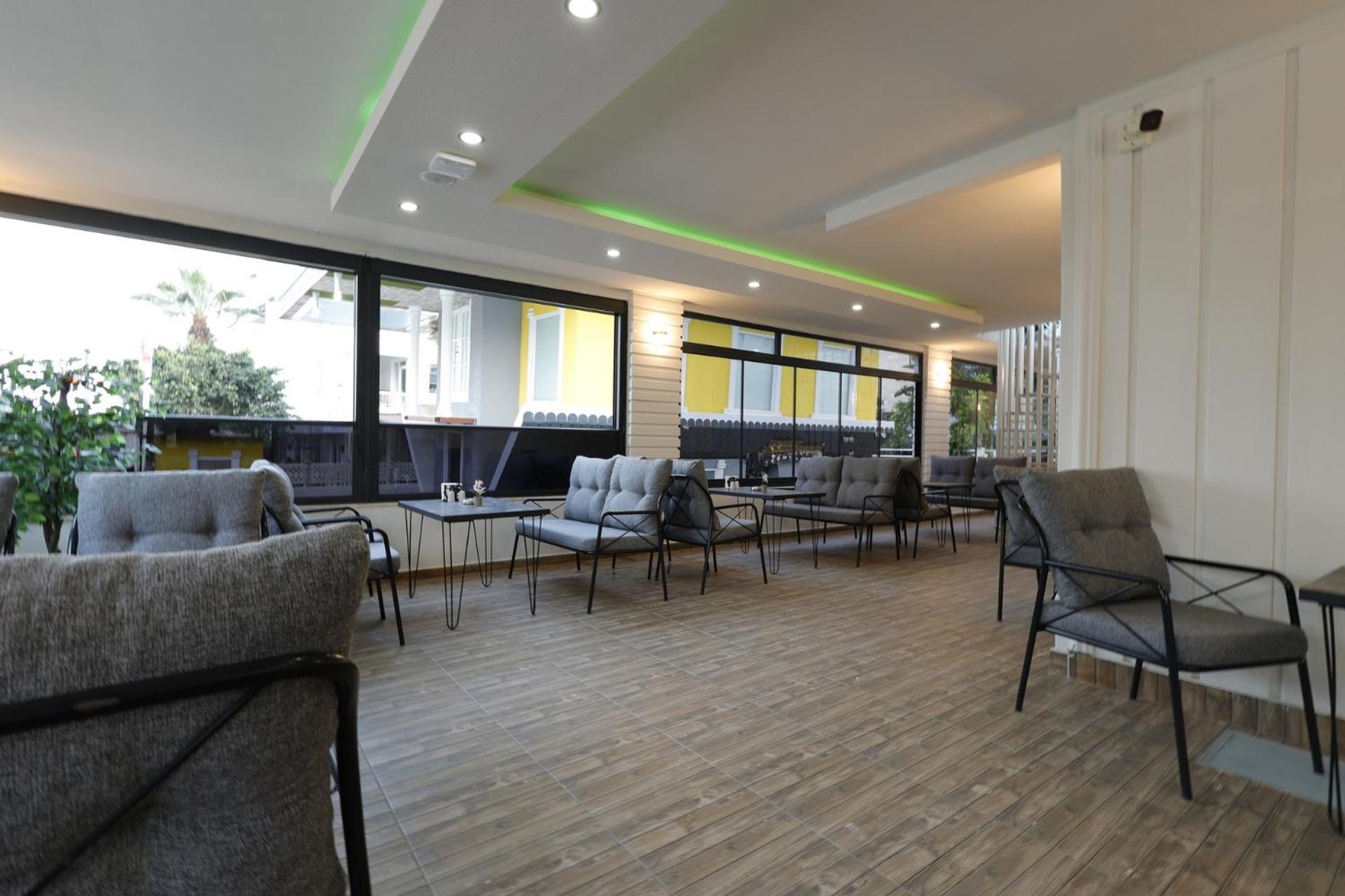 Mira Otel