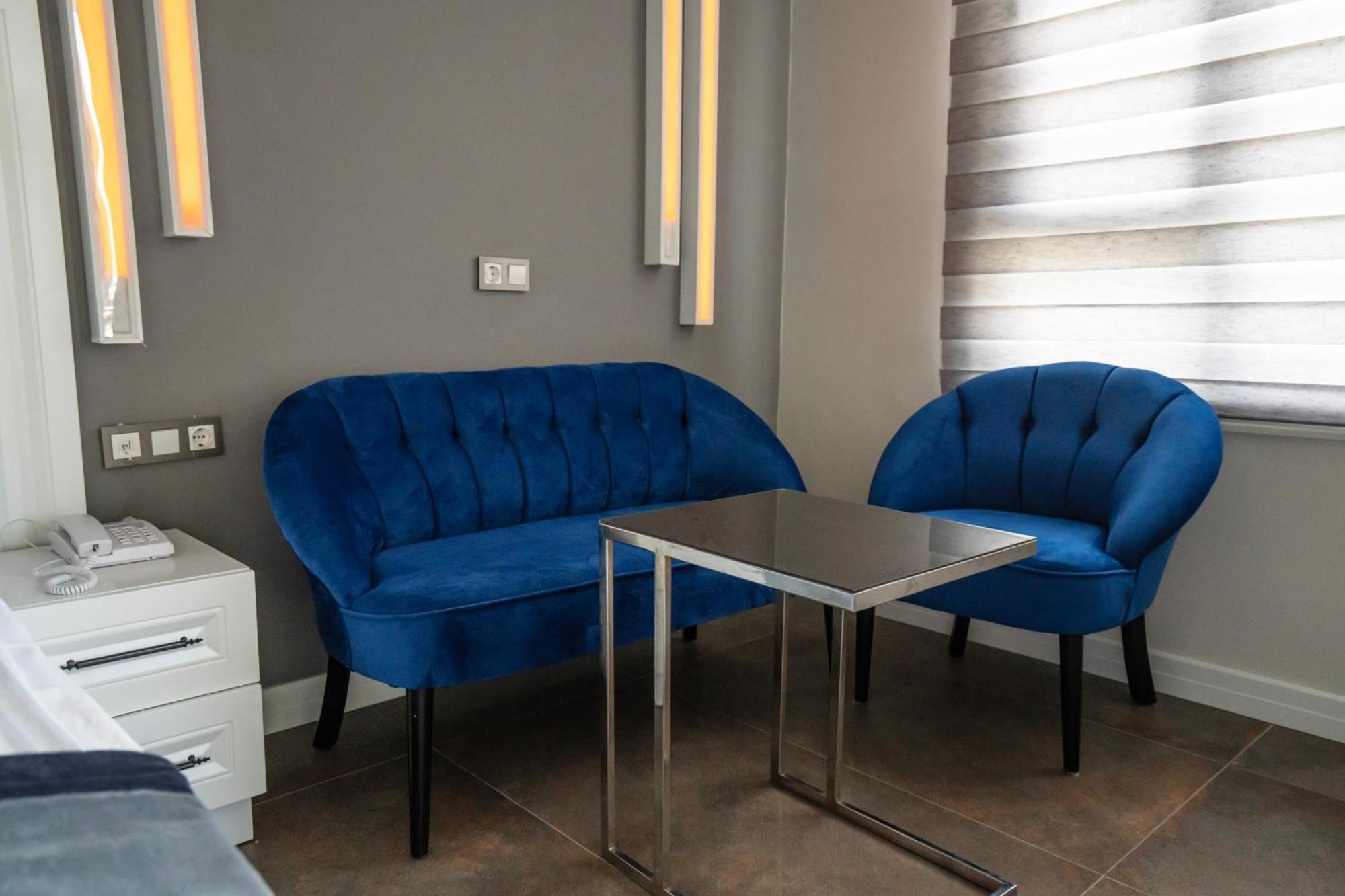 Otel Mira *